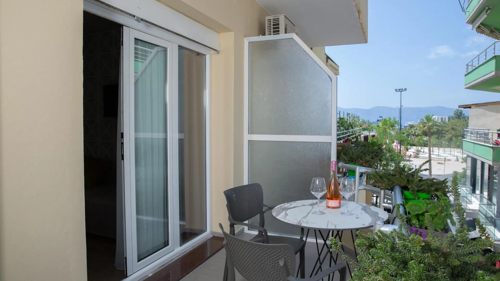 Veranda Boutique Hotel 1 Vlorë 3*,  Albanien